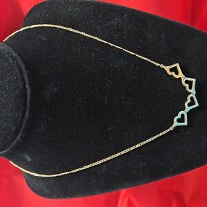 Vintage 1984 Women's Valentine's Day Avon Goldtone "Heart In Motion" Pendant.